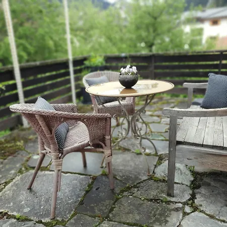 Boulder, Wandern, Naturpark, Berge Geniessen Und Mit Rabatt Ins Mineralbad