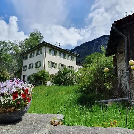 Boulder, Wandern, Naturpark, Berge Geniessen Und Mit Rabatt Ins Mineralbad Apartment Andeer